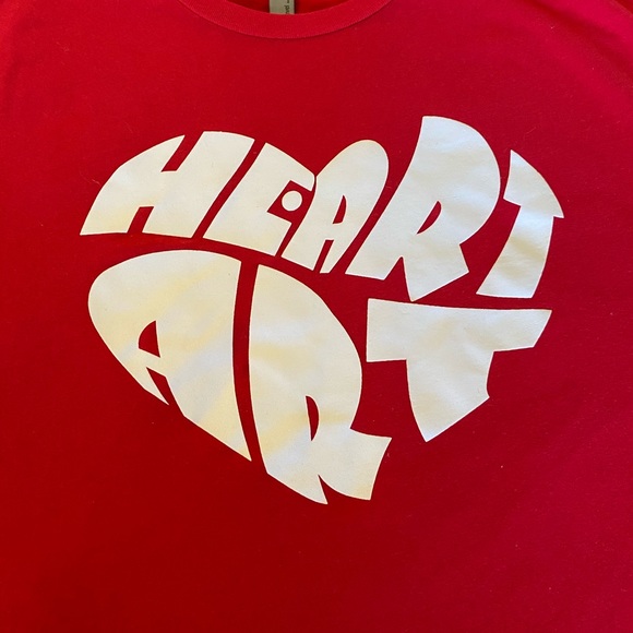 Heart Art graphic tee, Red. - Picture 5 of 5